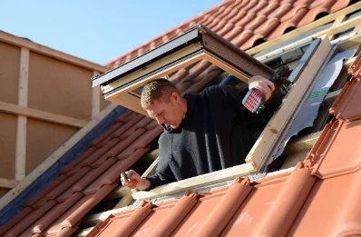 Pose de fenêtres de toit Velux à Guiscard